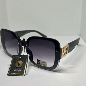 VG Women’s Sunglasses